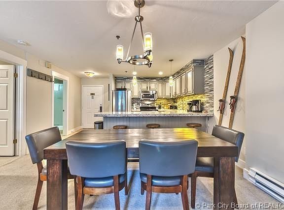 3rd image of 1401 Woodside Ave #207