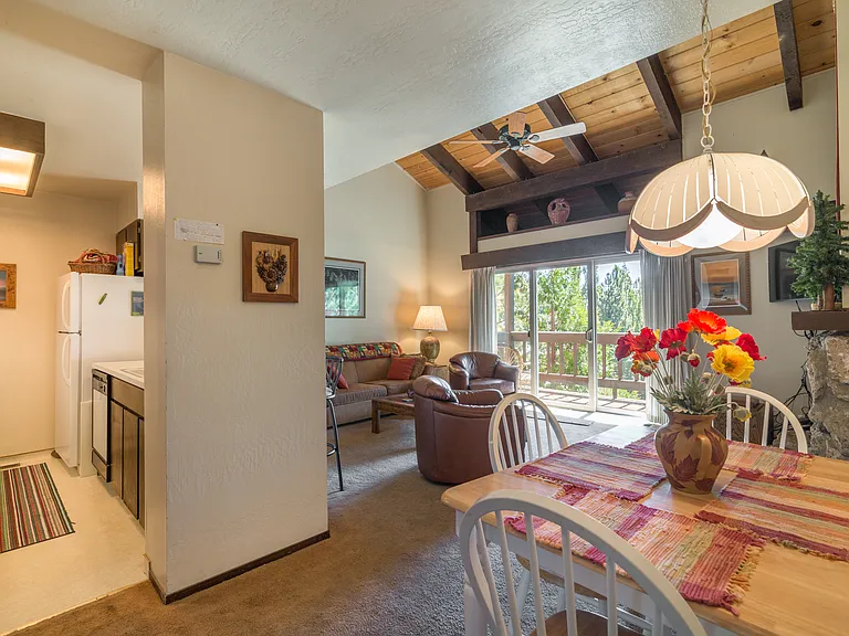 2755 N Lake Blvd #99 — Photo 9