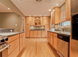 10842 Caprock Cir, Dallas, TX 75218