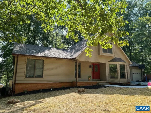 20 Mulligan Dr, Palmyra, VA 22963