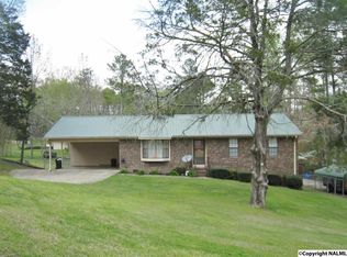 3908 Lyndale Dr NW, Fort Payne, AL 35968