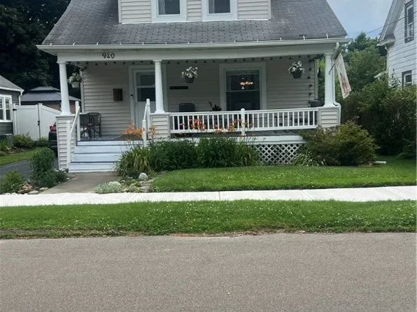 910 Bridgman St, Elmira, NY 14901