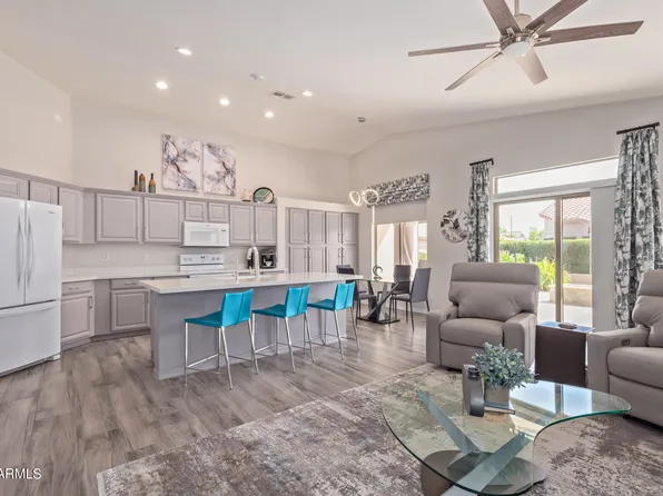 4439 E STRAWBERRY Drive, Gilbert, AZ 85298