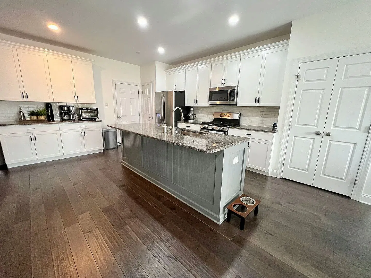 308 Ridgewood Dr, Unit 1 — Photo 3