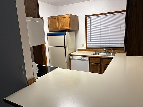 5th image of 885 3rd Ave NW APT 301