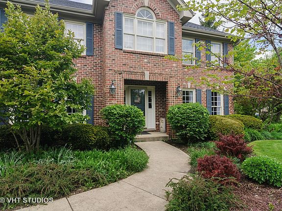 2nd image of 2613 Newport Dr