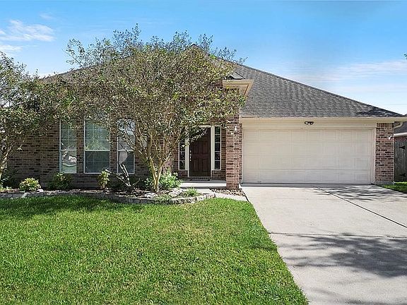 2nd image of 412 Magnolia Way