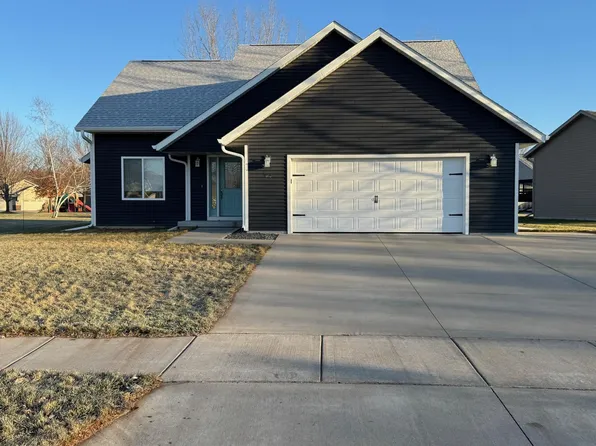 3316 Sanford Ln, Eau Claire, WI 54703