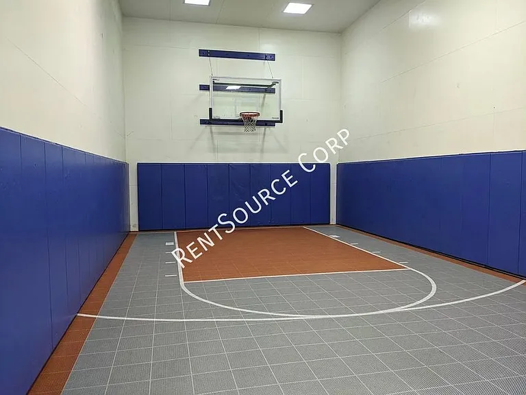 5525 Canoga Ave #123 — Photo 25