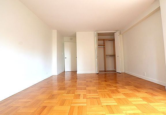 4th image of 145 4th Ave APT 12B