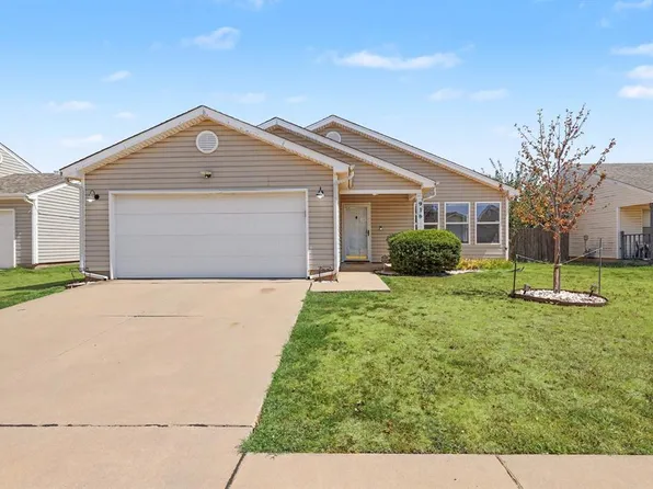 916 Danbury Pl, Yukon, OK 73099