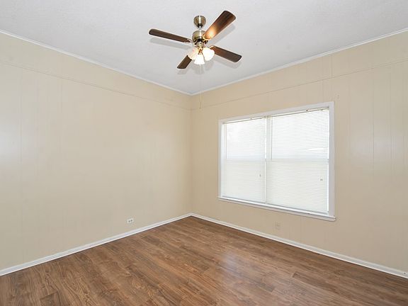 3rd image of 1314 N Park St