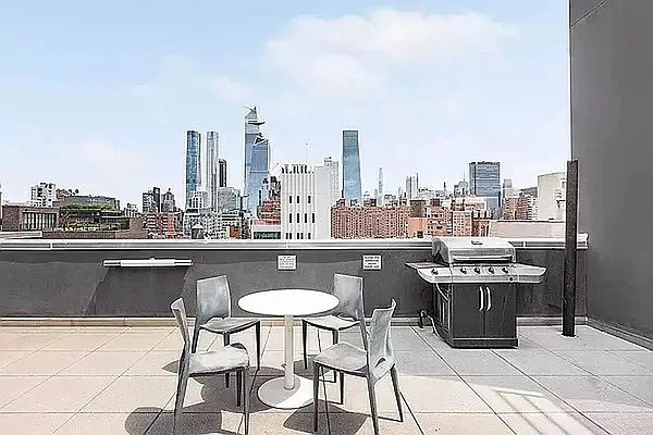 Rented by Douglas Elliman | media 6