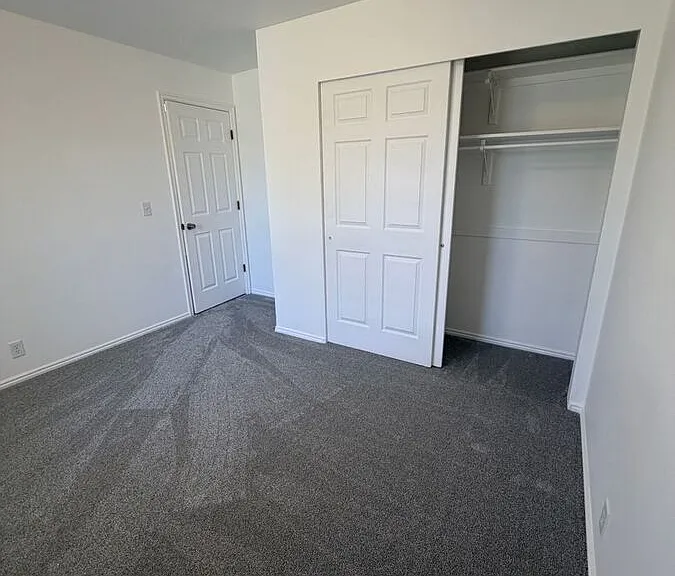 3924 W Dunkeld St #UPSTAIRS — Photo 22