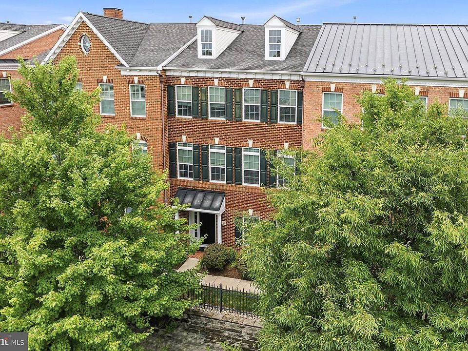 1st image of 531 Raymond Dr