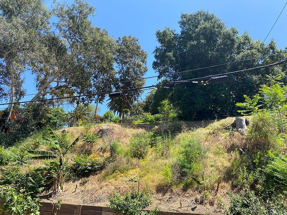 1st image of 816 Laguna Ave