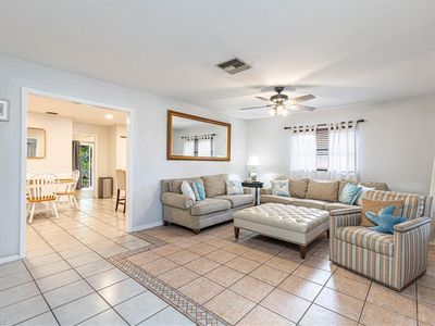 634 103rd AVE N, Naples, FL, 34108