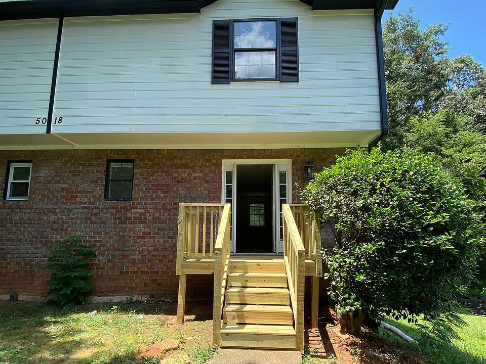 1st image of 5018 Hawthorne Ct SE #B
