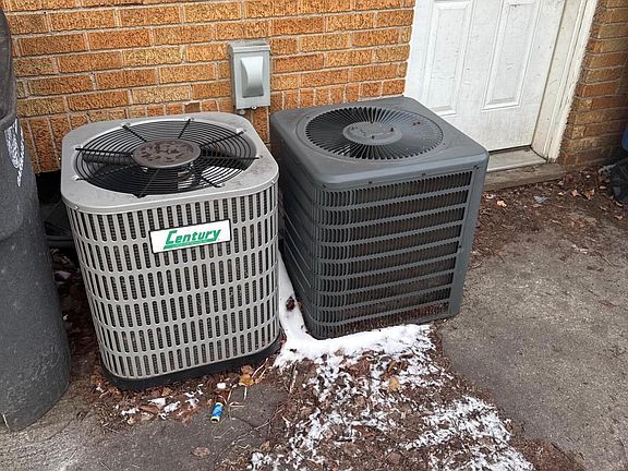 5th image of 3430 Douglas Rd