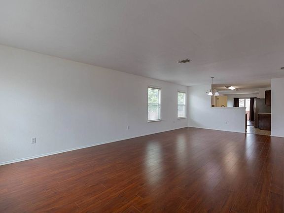 5th image of 11020 Dublin Pl