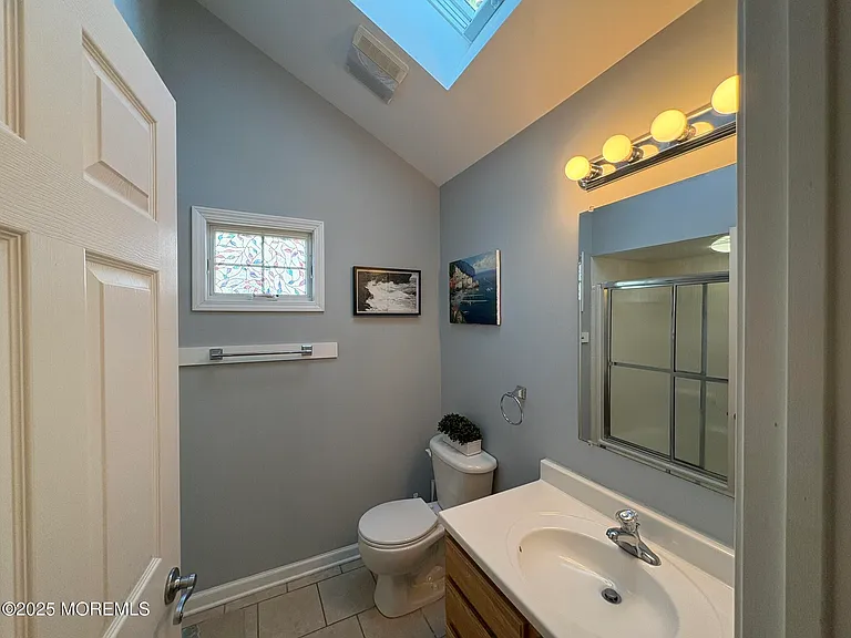 30 E Bay Way — Photo 19