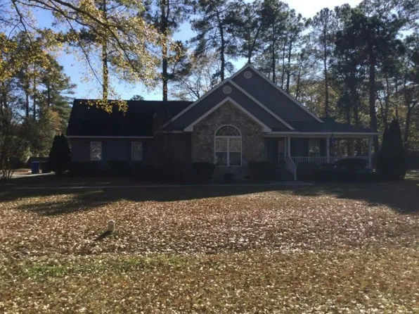 12920 Woodbridge Dr, Laurinburg, NC 28352