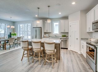 1401 Bluff Border Rd, New Richmond, WI 54017