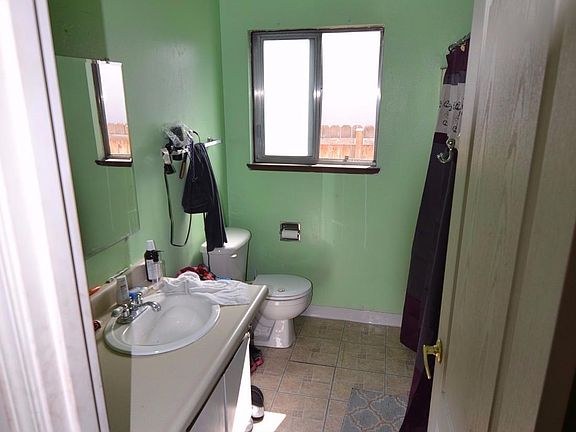5th image of 1211 SE 7th St