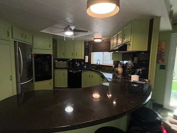 2nd image of 1701 Dinuba Ave Space 108