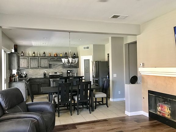 3rd image of 11767 Charwood St