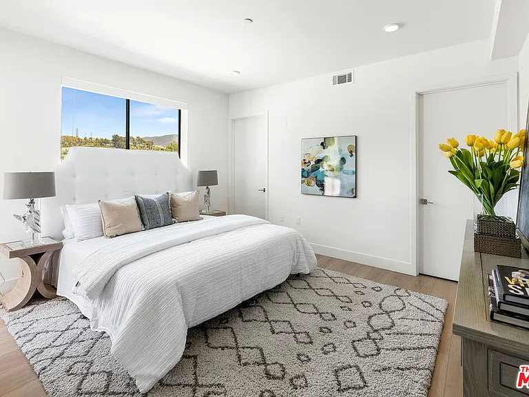3651 Regal Pl #401 — Photo 9