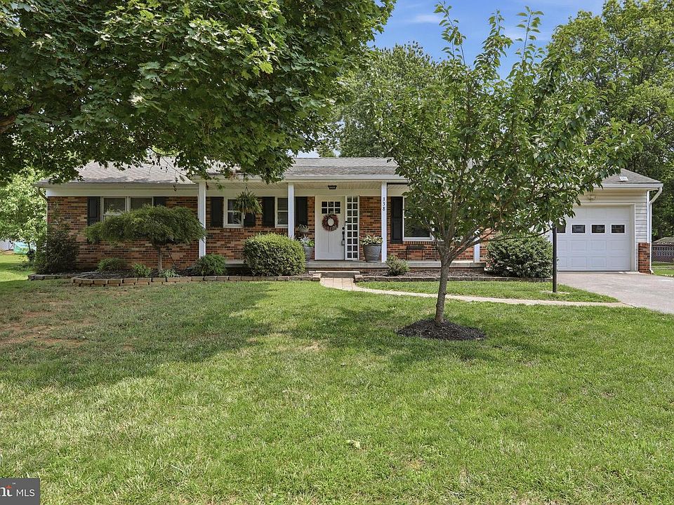 1st image of 338 Lanny Dr