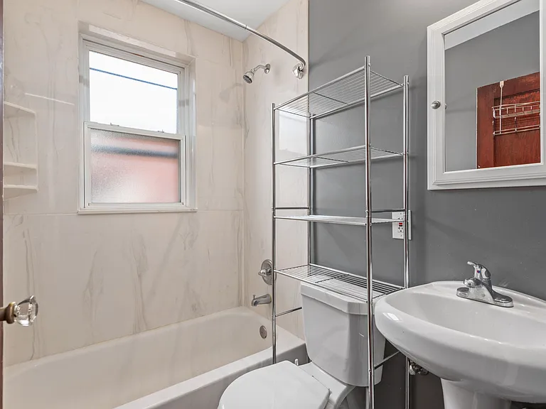 2736 Hampton Ave #2738 — Photo 8