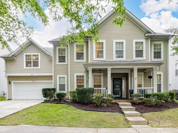13127 Centennial Commons Pkwy, Huntersville, NC 28078