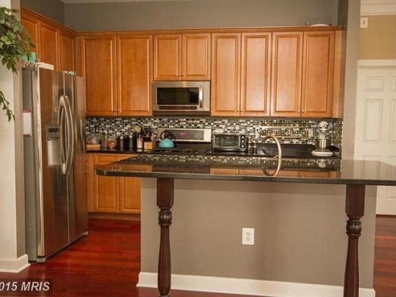 5th image of 680 Watermans Dr APT 305