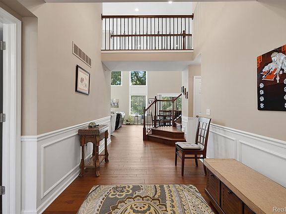 5th image of 4622 Spring Mountain Dr