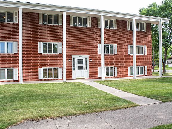 2nd image of 801 6th Ave N #A1
