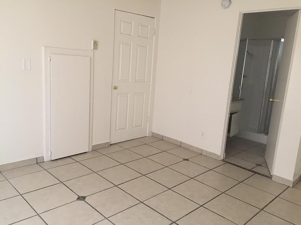 1st image of 15825 Saticoy St