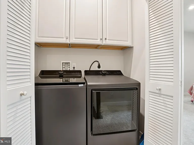 47 Rosemary Way — Photo 24