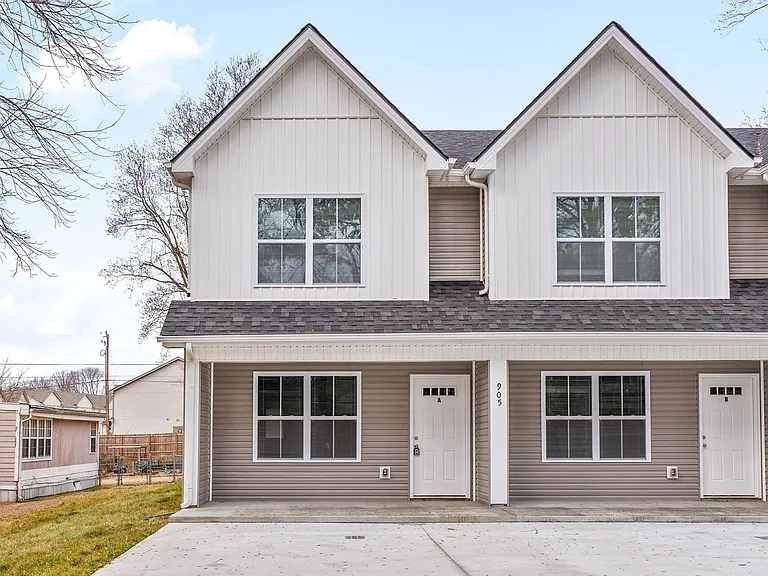 905 Center Rd #A — Photo 1