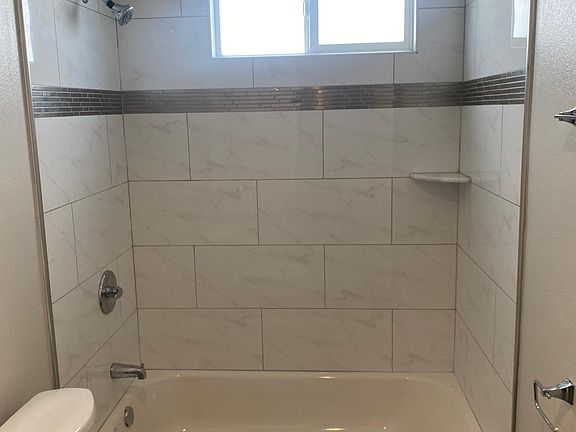 3rd image of 937 1/2 S Soto St