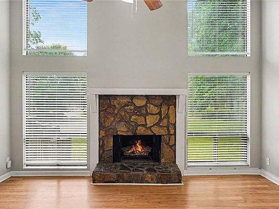 4th image of 2311 Weatherly Ct