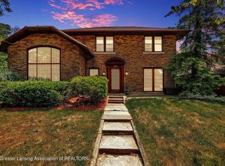 416 University Dr, East Lansing, MI 48823
