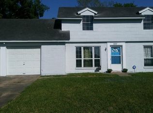 13211 Glenwyck St, Houston, TX 77045