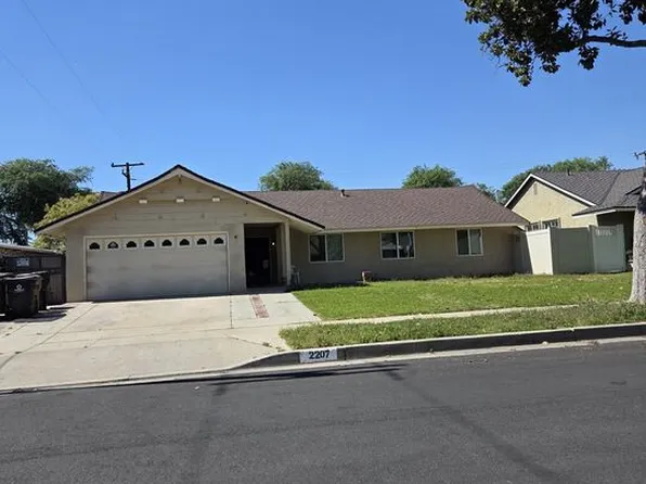 2207 Braeburn Ave, Fullerton, CA 92831