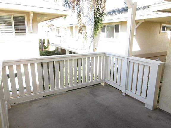 5th image of 3663 San Remo Dr APT 3E