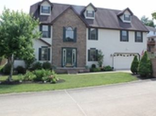 70 Shannon Dr, Hurricane, WV 25526