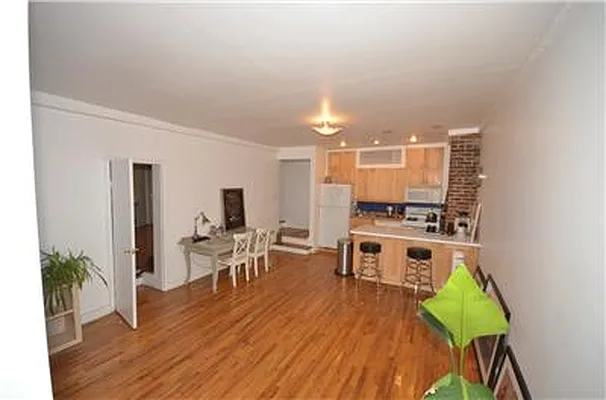 Rented by Avian Village Realty | media 25