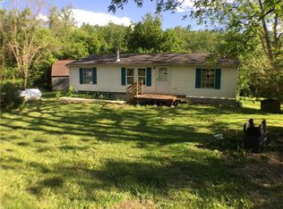 650 Riffle Hollow Rd, Mc Clellandtown, PA 15458