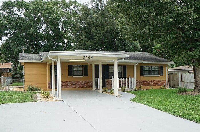 1st image of 2709 W Osborne Ave